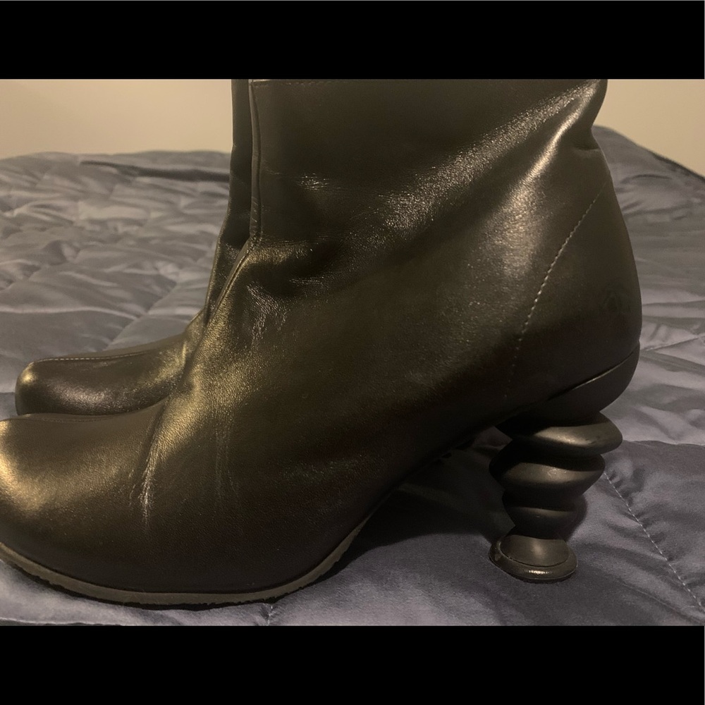 Fluevog Rockstar Nuumite